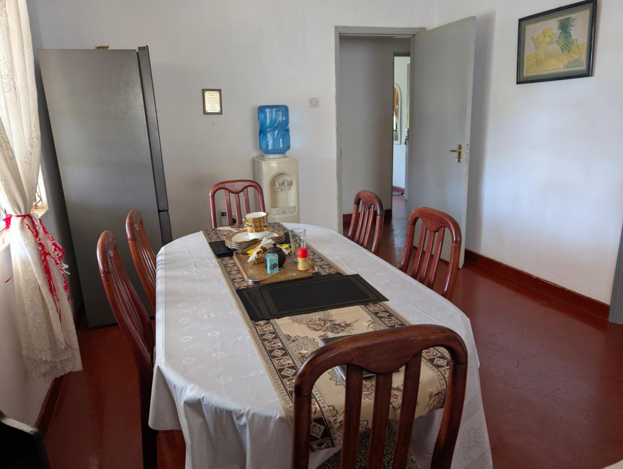 Dans Place Moshi Ngoại thất bức ảnh
