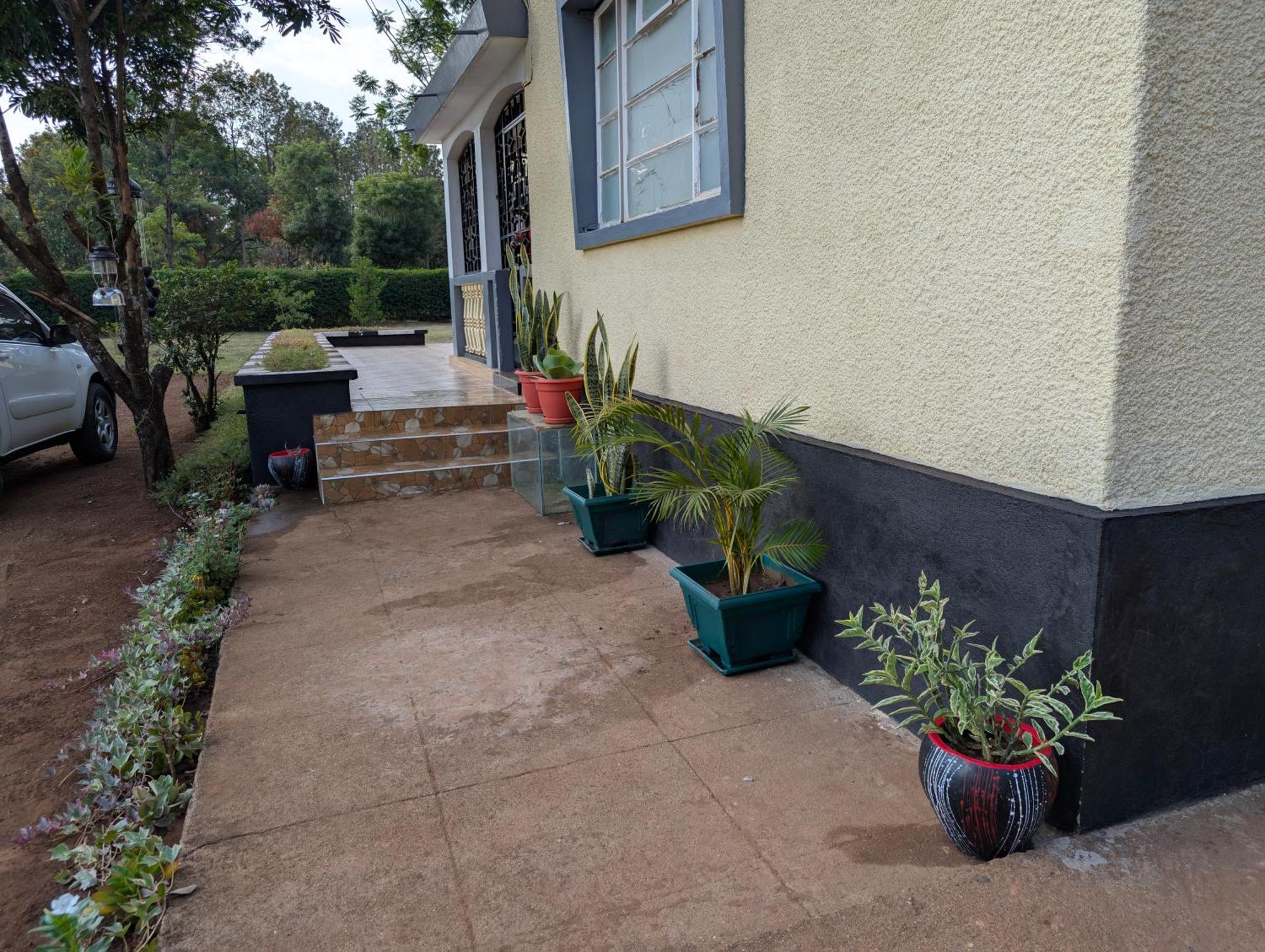 Dans Place Moshi Ngoại thất bức ảnh